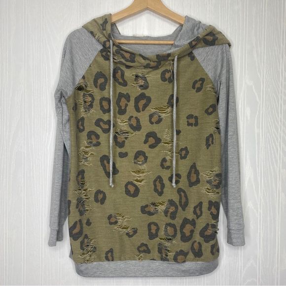 Mon Ami Hooded Leopard Distressed Long Sleeve Shirt Size Small - Picture 1 of 8